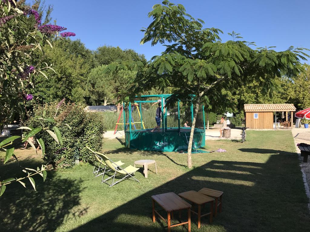 Camping La Chesnays Hotel Vendays-Montalivet Eksteriør billede