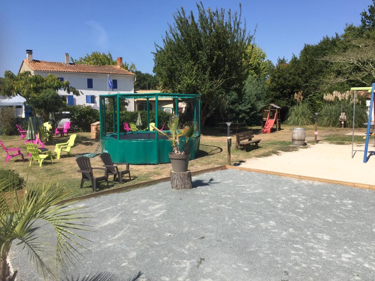 Camping La Chesnays Hotel Vendays-Montalivet Eksteriør billede